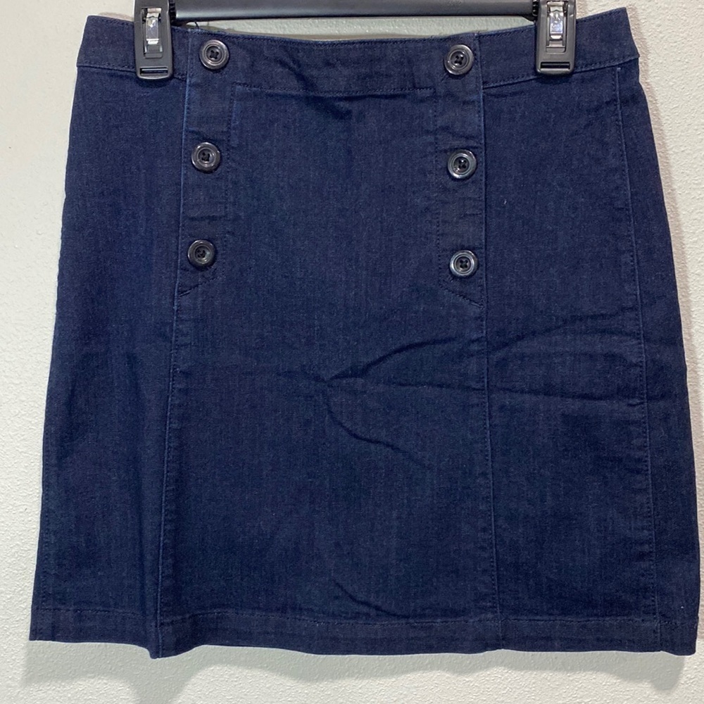 Loft denim skirt mini button detail on front
